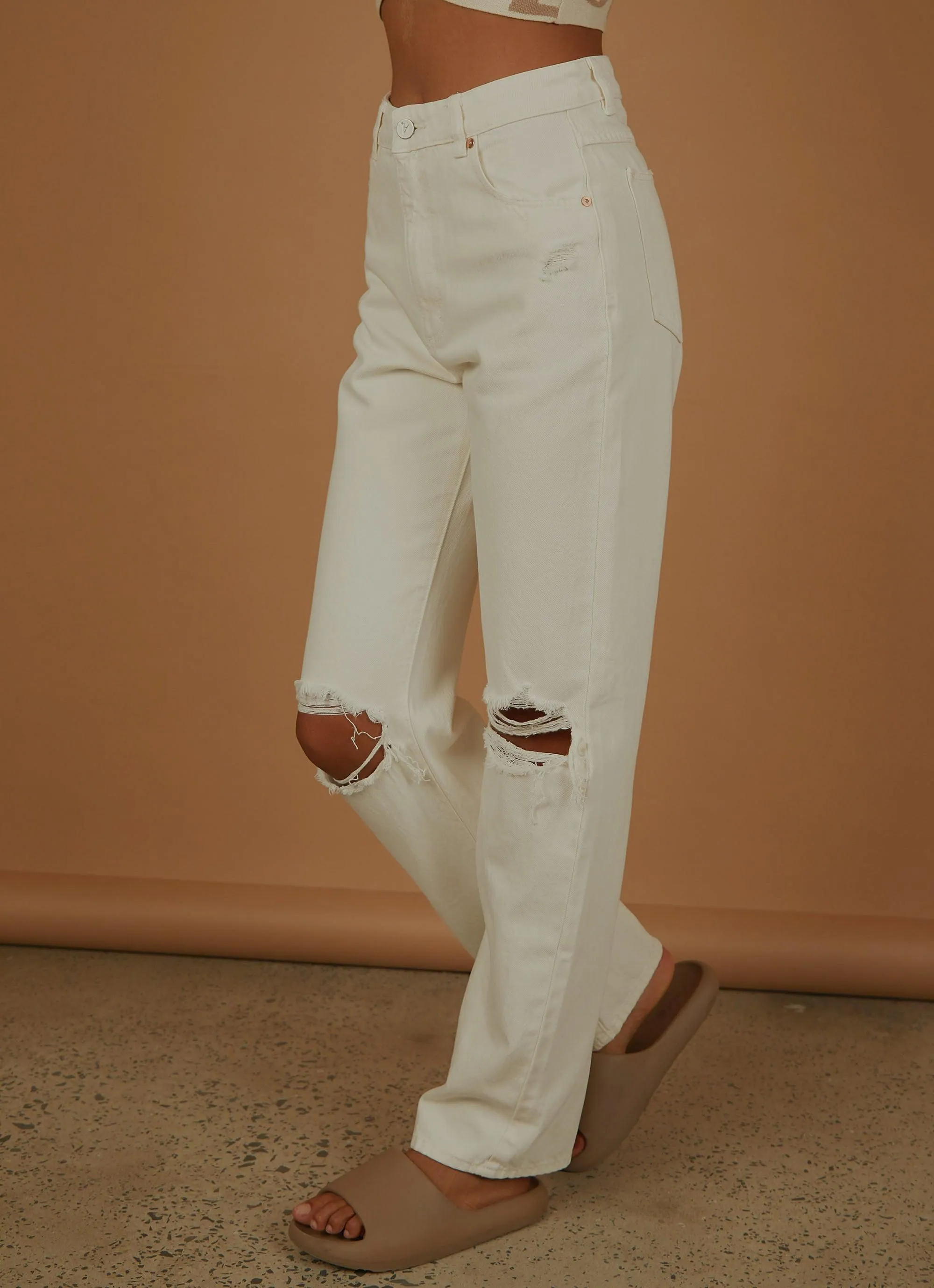 A 94 High Straight Jean - White Fade Rip