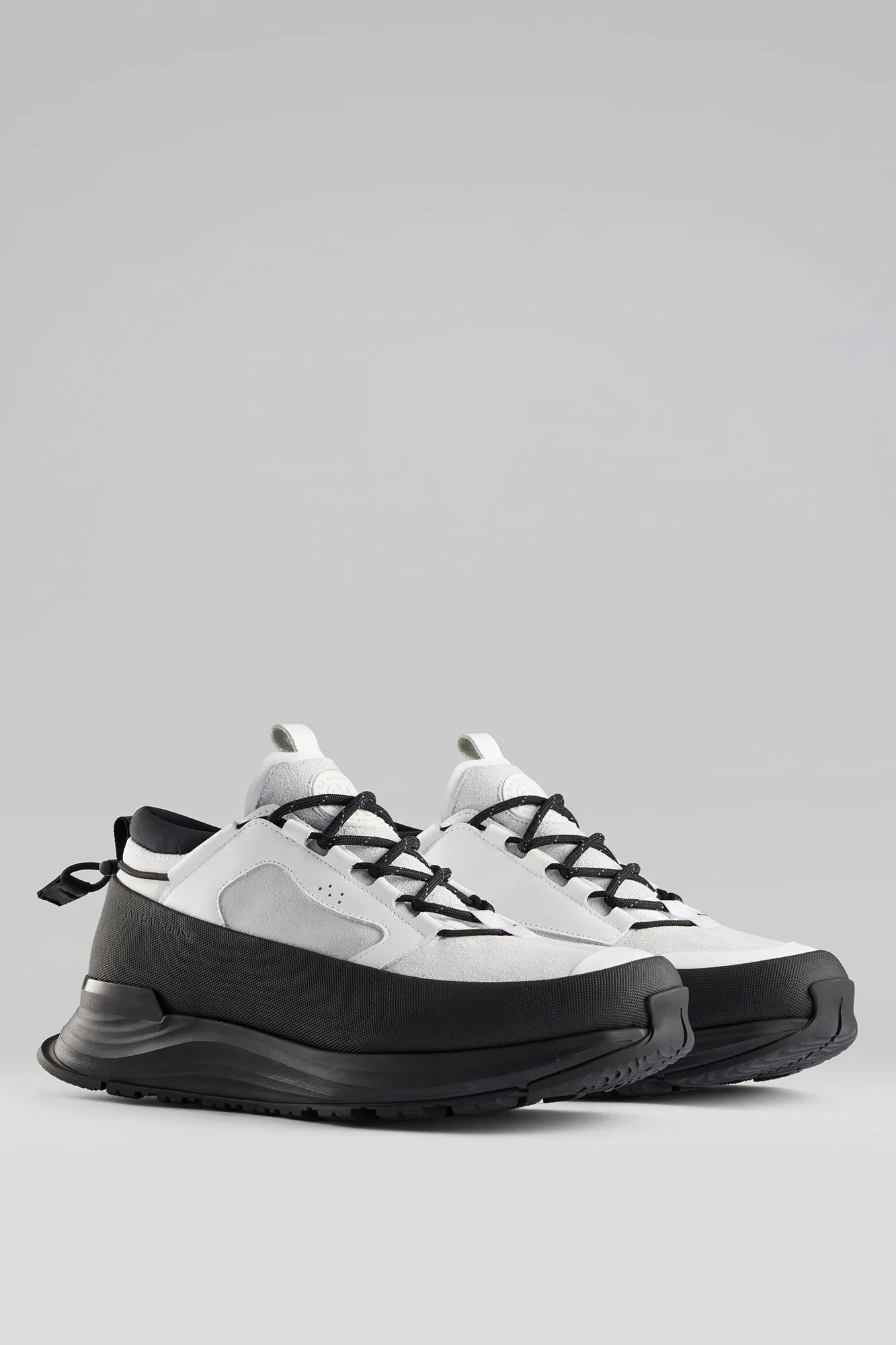 Glacier Trail Sneaker