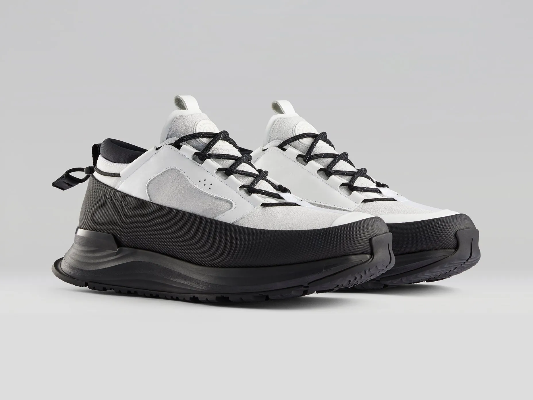 Glacier Trail Sneaker