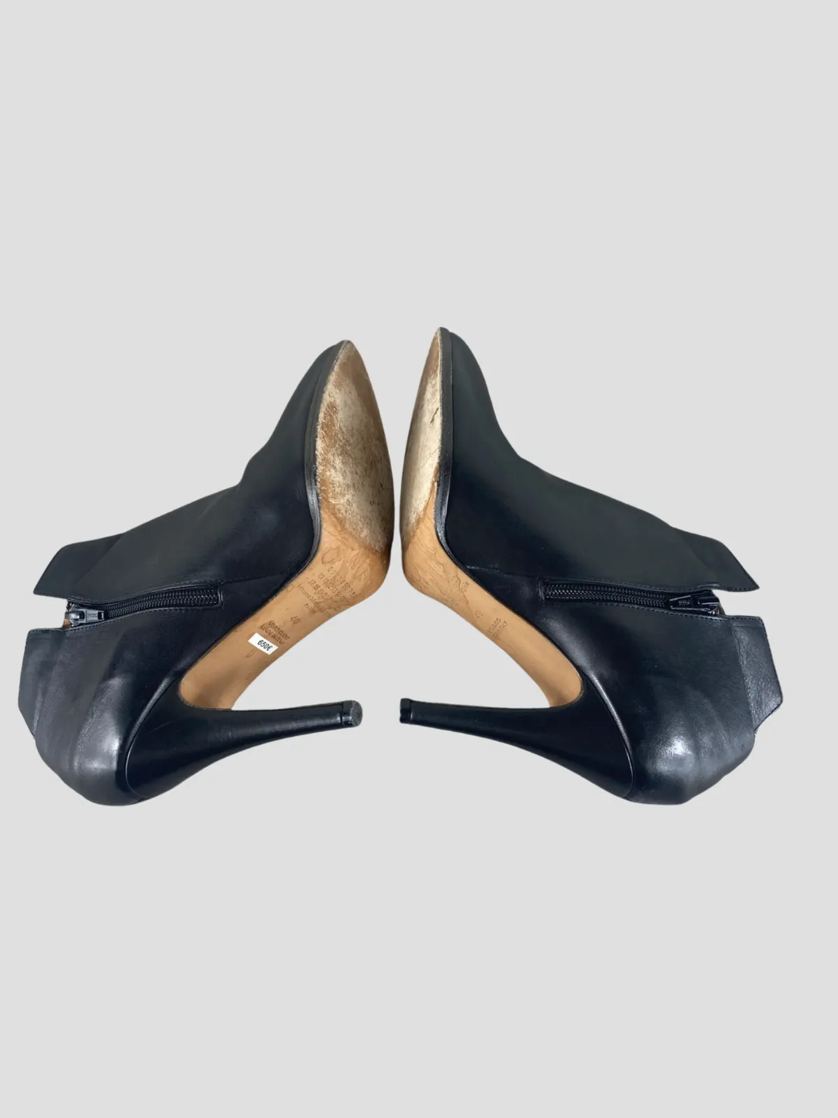 Maison Martin Margiela black leather ankle boots size UK7/US9