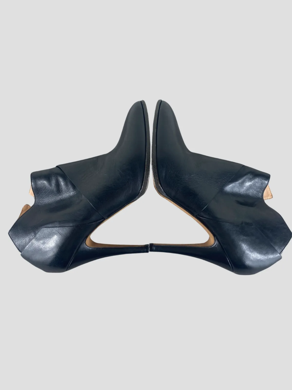 Maison Martin Margiela black leather ankle boots size UK7/US9