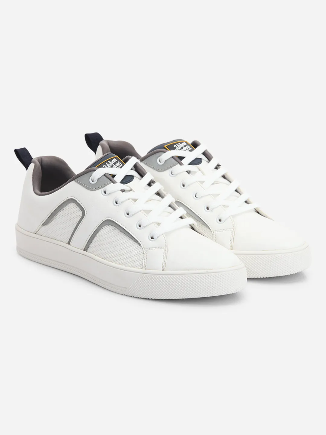 White Lace-Up Mens Smart Casual Sneaker - ID3076