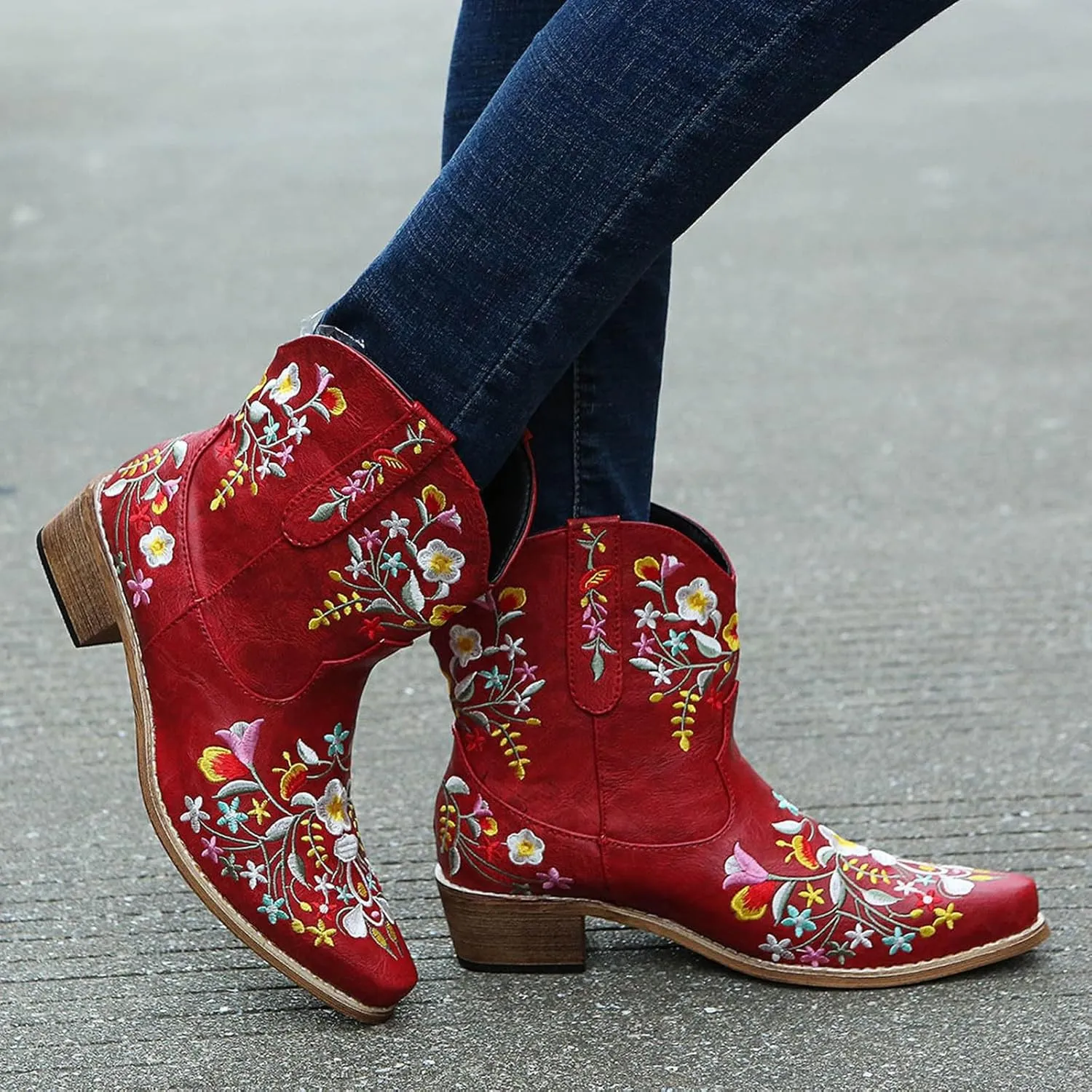 Women Ankle Cowgirl Bootie Western Fashion Ankle Boots Flower Embroidered Cowgirl Boots Pull On Short Ankle Boots