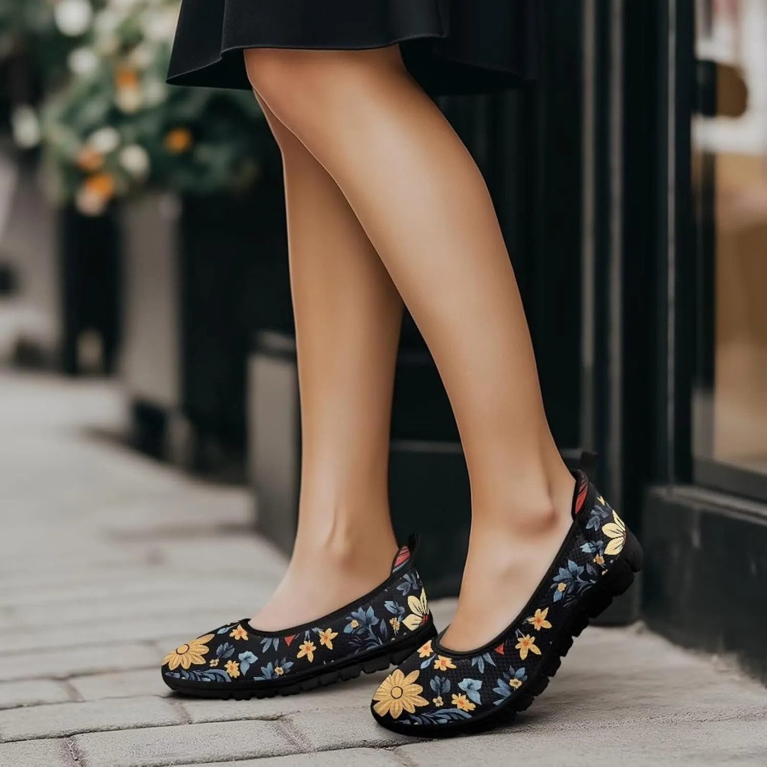 Women's Mesh Flats Shoes Breathable Slip on Shoes Casual Black and White Flats Comfortable Walking Shoes